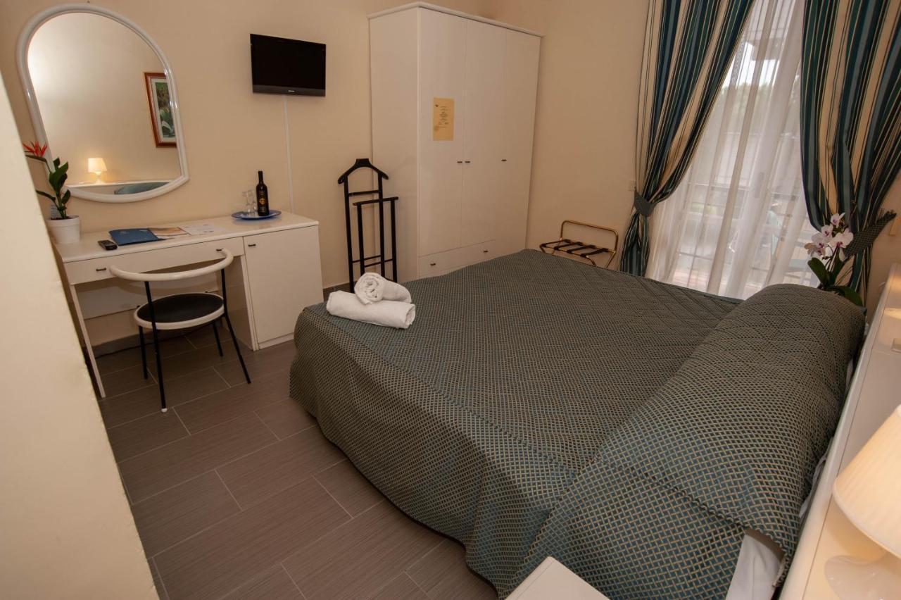 Hotel Posta Dependance Chianciano Terme Ngoại thất bức ảnh